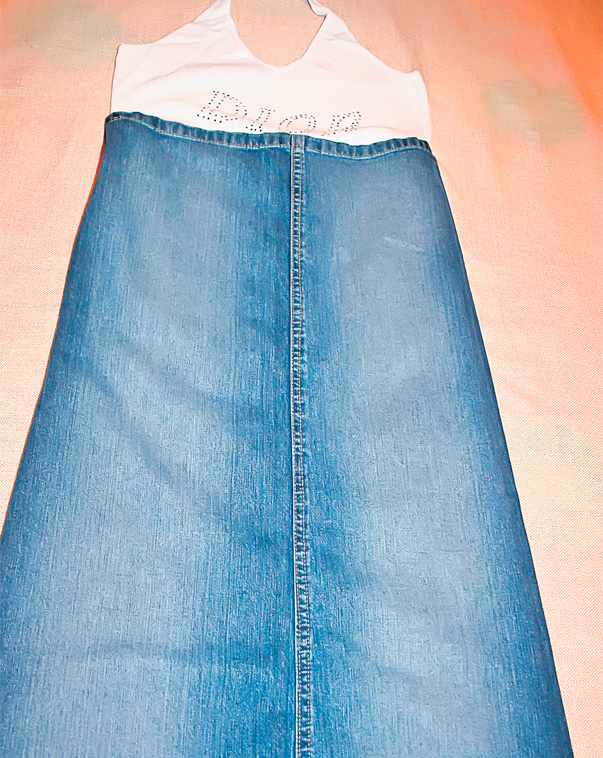 Rochia din blugi poate fi purtată în orice sezon