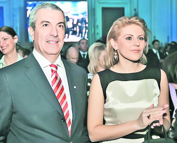 Uite-o pe bruneta cu care umblă Tăriceanu!