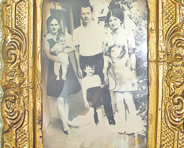 Exclusiv | Borcea, făcut praf de propriile rude: «Relaţia cu Alina e teatru!»