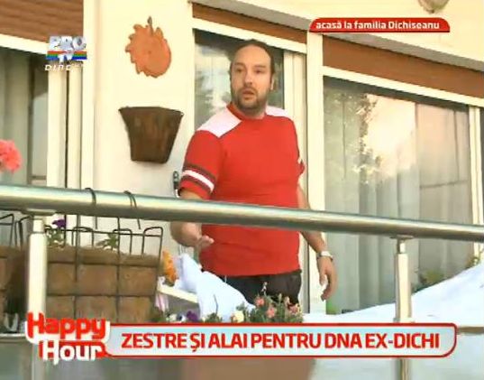 Măruţă şi Ioniţă de la Clejani i-au cântat Simonei Florescu "Ia-ţi mireasă ziua bună"