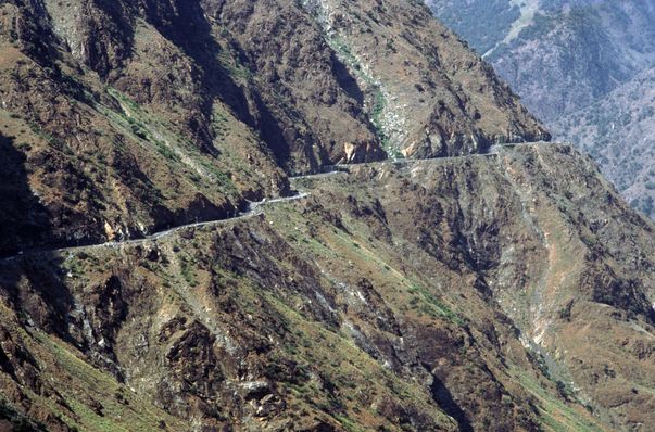 Autostrada Karakoram este construiă la cea mai înaltă altitudine din lume