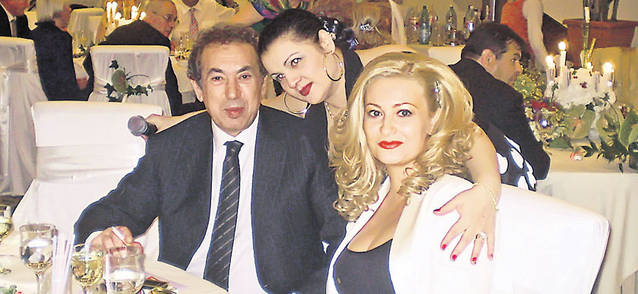 Cristi Borcea, Dragoş Săvulescu și Gigi Neţoiu și-au lăsat nevestele pentru niște puștoaice