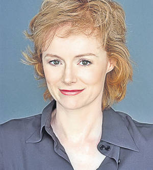 Un roman de dragoste captivant, de Eloisa James | Cenușăreasa, la curtea Angliei