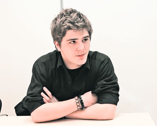 După o dispută în justiţie, Cristina Andra Prunescu l-a făcut pe Vasile Stîngă, selecţionerul naţionalei de handbal masculin a României, să admită că este fata lui