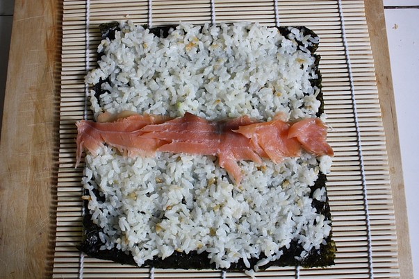 Foto | Dana Rogoz te învață să gătești sushi