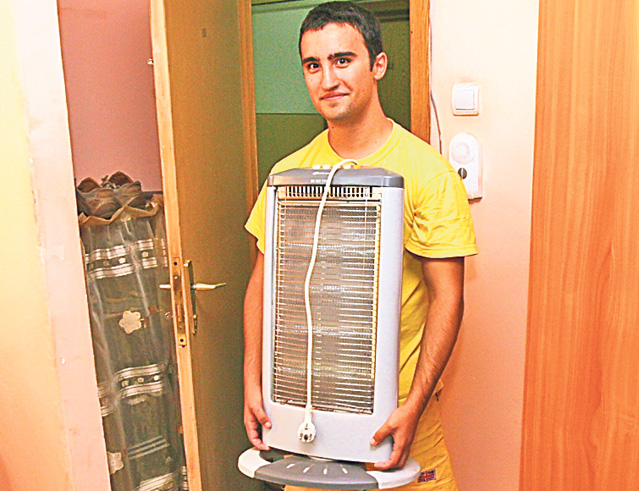 Studenţii s-au întors din vacanţă «înarmaţi» cu multă mâncare