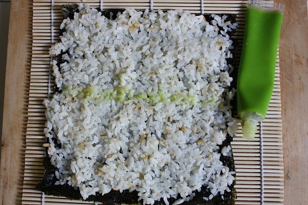 Foto | Dana Rogoz te învață să gătești sushi