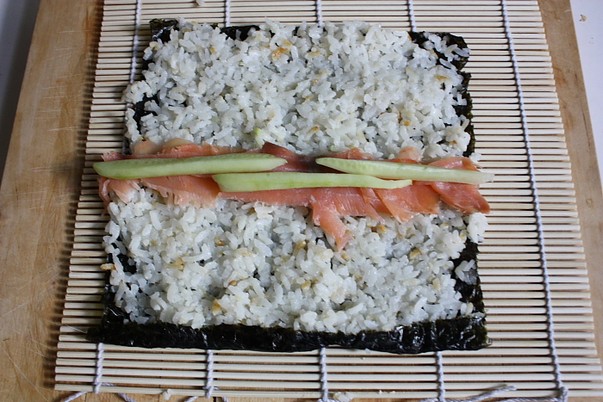 Foto | Dana Rogoz te învață să gătești sushi