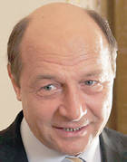 Traian Băsescu i-a iertat pe poliţişti: are din nou escortă