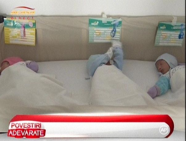 Nicoleta Luciu își încurcă bebelușii