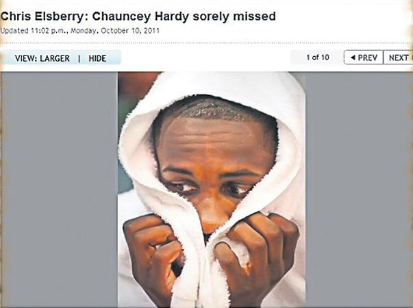 Baschetbalistul american Chauncey Hardy, lovit cu un box?