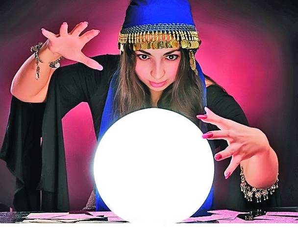 O vrăjitoare din Ploieşti a băgat spaima în Rouge