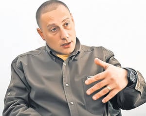 Exclusiv | Alina Gheorghe, prietena din copilărie a huliganului Dragoş Enache: "Mai daţi-i o şansă!"