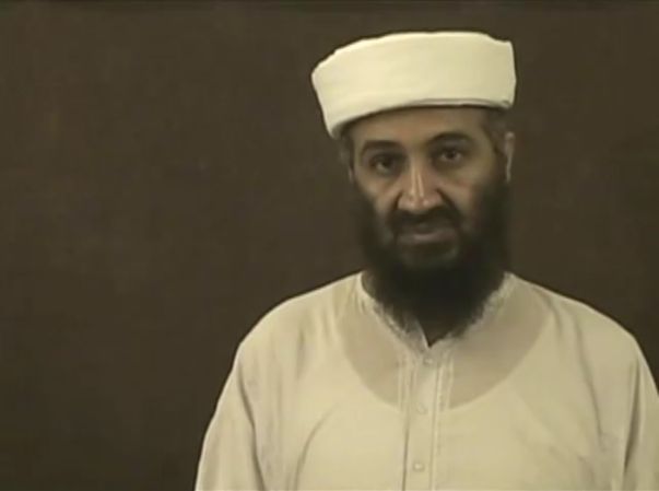 "Un bărbat sensibil, blând şi prietenos". Vă garantăm că nu vă daţi seama cine a fost descris aşa