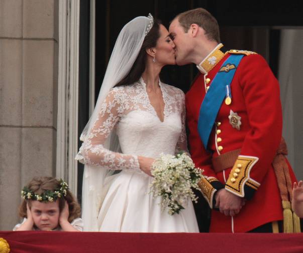 imaginile anului 2011 william si kate se saruta