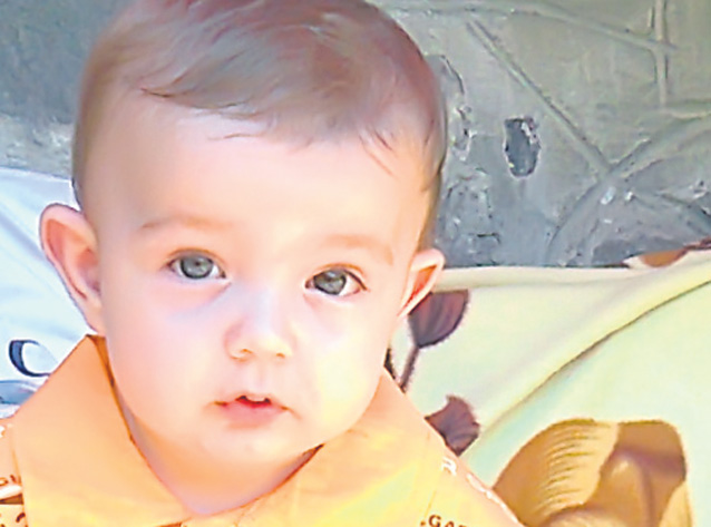 Petru Popa are numai nouă luni şi locuieşte în Petroşani (jud. Hunedoara). Este un băieţel extrem de cuminte, căruia îi plac desenele animate cu Tom şi Jerry foarte mult.