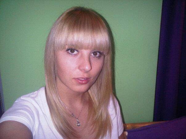 Vedete care și-au schimbat look-ul la început de an. Le stă bine? 