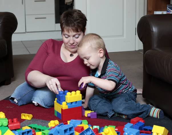 m+am nascut cu o jumatate de trup