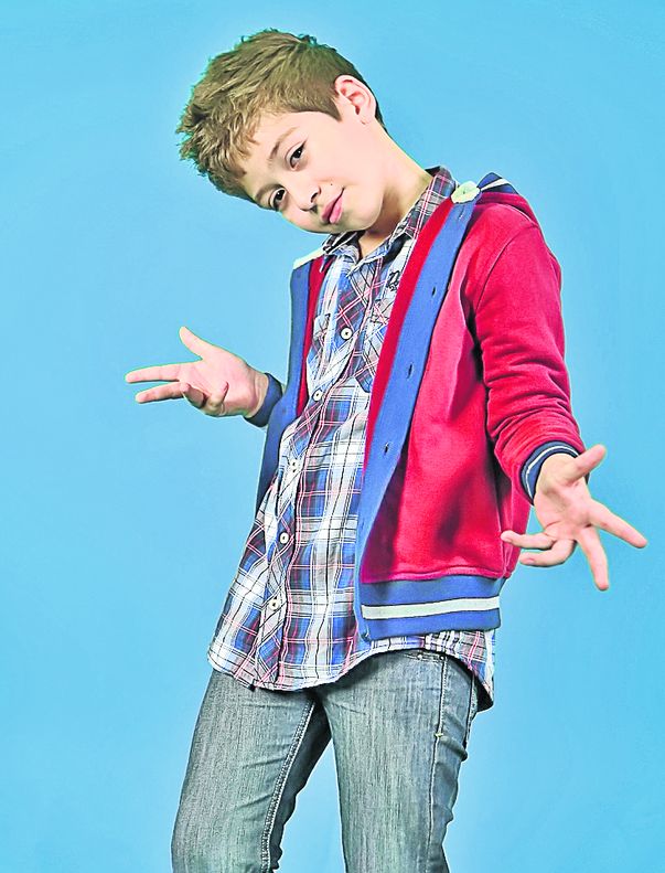 Competiţia "Dance Dance", de la Disney Channel, aproape de final. Votează cel mai bun dansator!