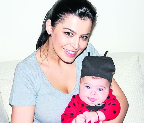 Simona Patruleasa si fiica ei