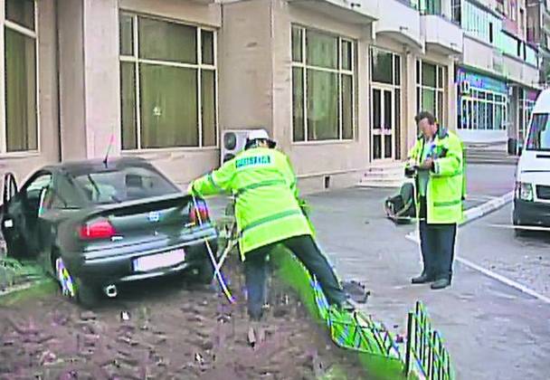Mașina conduså de Semeghin a intrat în hotel