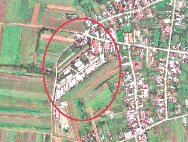 Domeniul Scroviștea (medalion) se întinde pe câteva hectare, la marginea localității Periș