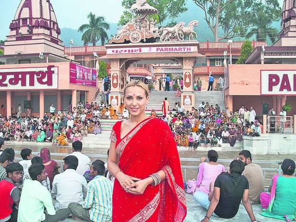 Iulia Vântur a petrecut mai multe vacanţe în India