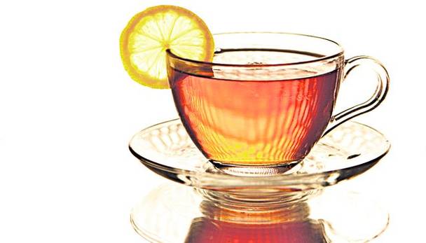 Ai făcut bubiţe între degetele picioarelor? Încălţămintea de iarnă e periculoasă!