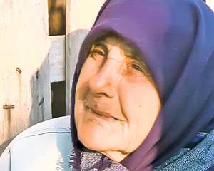 Oamenii de pe malul fluviului sunt îngroziţi de inundaţii: "O să mă înghită Dunărea"