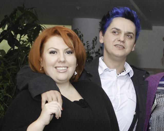 Soţia designerului Haiduc, la un pas moarte! Uite cum arată maşina distrusă de gheaţă | FOTO