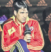 Mircea Sandu visează cai verzi pe pereți