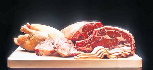 Cam atâta carne mănâncă Oncescu în fiecare zi! Mulți dintre noi consumăm, probabil, o asemenea cantitate într-o lună