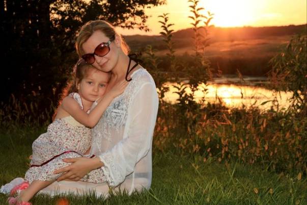 Anastasia si Ana, fiica si sotia lui Radu Sirbu (ex OZone)