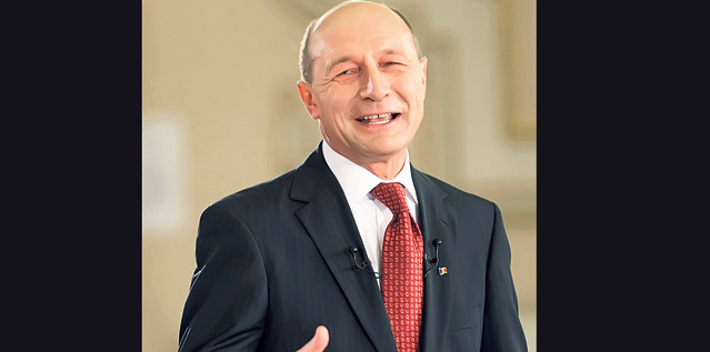 Carmen Harra, mai prezici multe tâmpenii?!