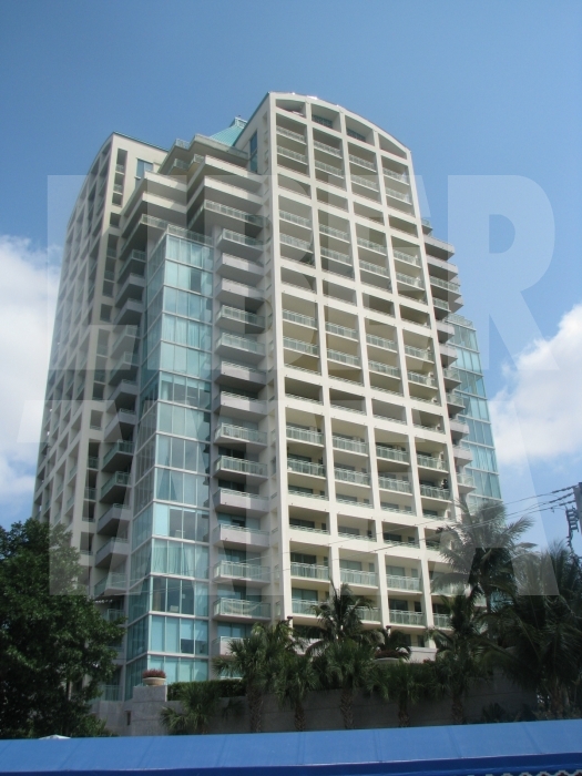 ASTA PIERDE MUTU! Iată cum arată casele de la Miami, de la care "Briliantul" şi-ar putea lua adio | FOTO