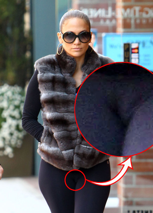 Jennifer Lopez, surpinsă fără chiloţi pe sub colanţi. Detaliul surpins de fotografi