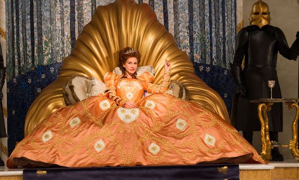 Julia Roberts, în filmul 'Mirror, Mirror'