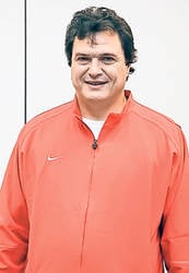 Vicenţiu Neagoe, fost ofiţer de presă la Ştiinţa, după ce băiatul său a fost bătut şi săltat de jandarmii: «Îi dau în judecată»