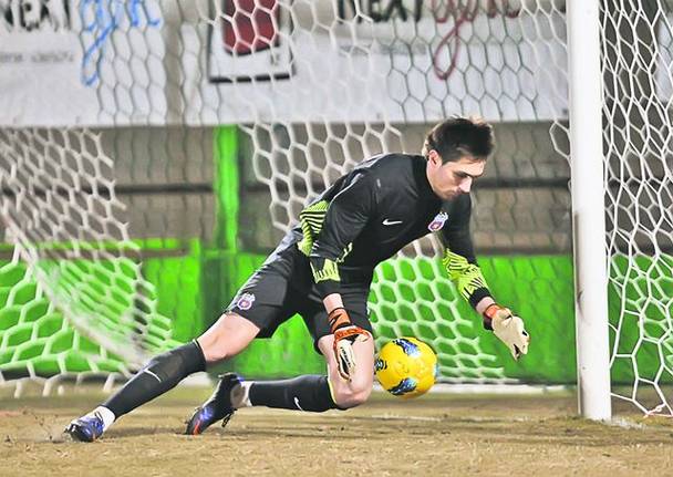 După erorile cu Twente din Europa League, Tătărușanu a apărat bine la Mioveni