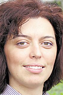 Noua Lege a adopţiei a fost modificată. Copiii vor putea fi înfiaţi şi după 30 de zile