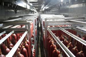 Exclusiv | Libertatea îţi arată cum se face Salamul de Sibiu! FOTO & VIDEO