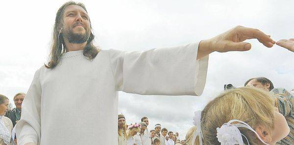 Ei sunt oamenii care pretind că L-AU ÎNTÂLNIT PE IISUS HRISTOS. Citeşte poveştile lor!