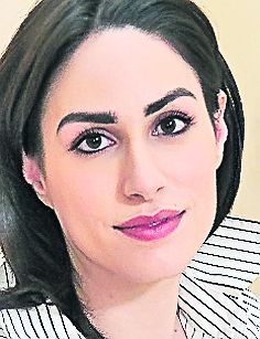 O româncă o apără pe americanca din TIME care-şi alăptează fiul de 3 ani. Vezi cum comentează!