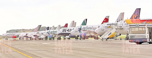 Sosirea miilor de fani iberici a creat ieri haos pe cel mai mare aeroport din România