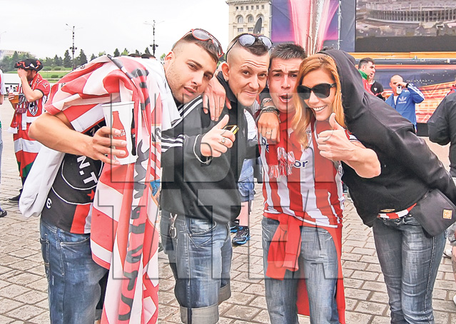 Sosirea miilor de fani iberici a creat ieri haos pe cel mai mare aeroport din România