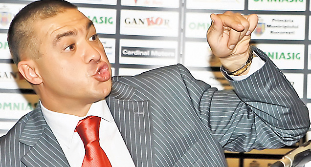 Explicaţie şocantă pentru înfrângerea lui Lucian Bute în faţa lui Carl Froch: când a urcat în ring i s-a făcut rău