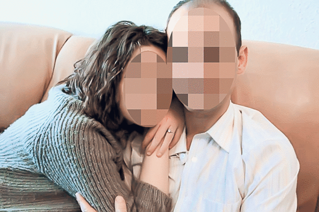 O femeie din Iaşi acuză un dascăl că are o relaţie cu fiica sa minoră: "Au făcut baie împreună, cu lumânărele, spumă şi vin roşu"