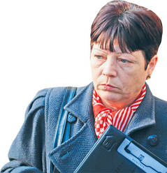 Nu vi se pare ciudat? Întotdeauna asistenta e vinovată