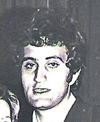 Tatăl Silviei, de alcool într-o poză din tinerețe