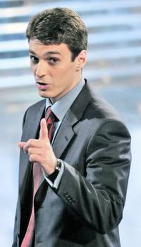 Mircea Badea moderează de 7 ani emisiunea 